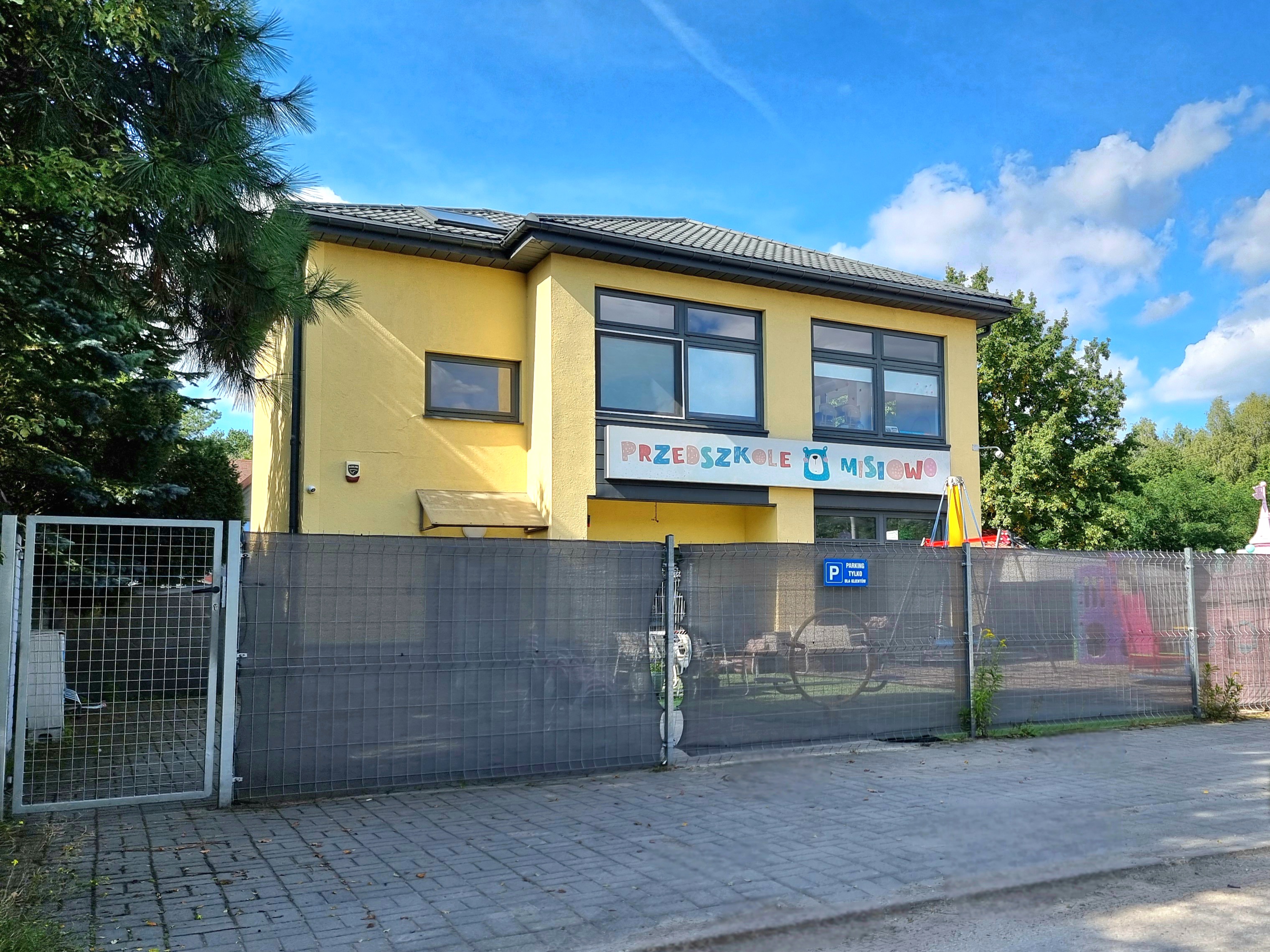 Przedszkole Niepubliczne MISIOWO — widok budynku